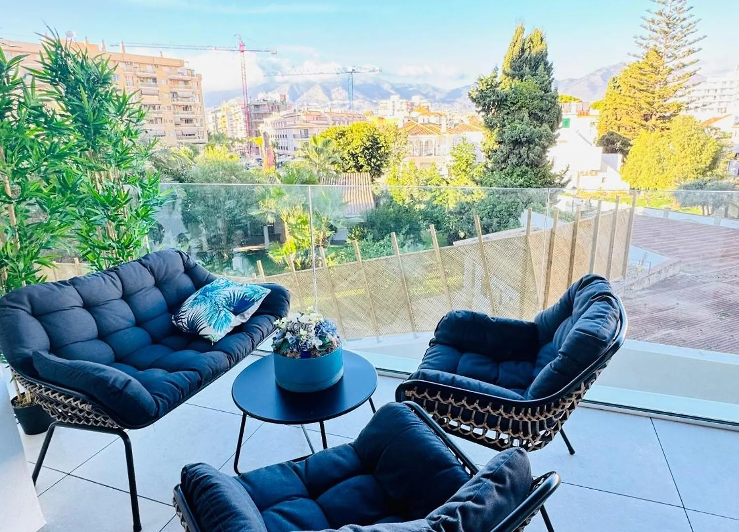 Jade Luxury Home In A Brand New Exclusive Complex With Mountain And Seaview, 100 Metres From Fuengirola Beach, Free Private Parking 0*,